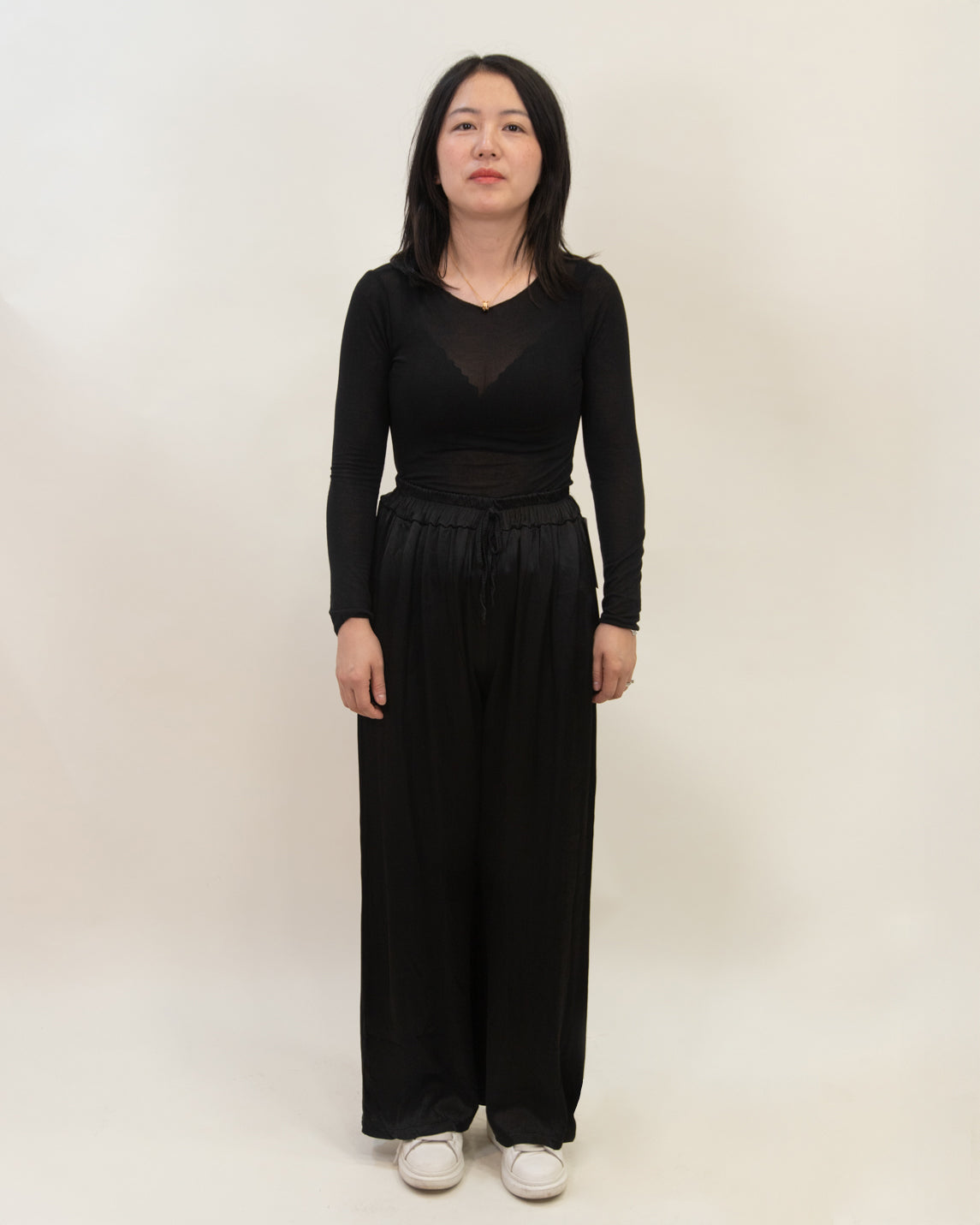 Pantalone ampio in raso