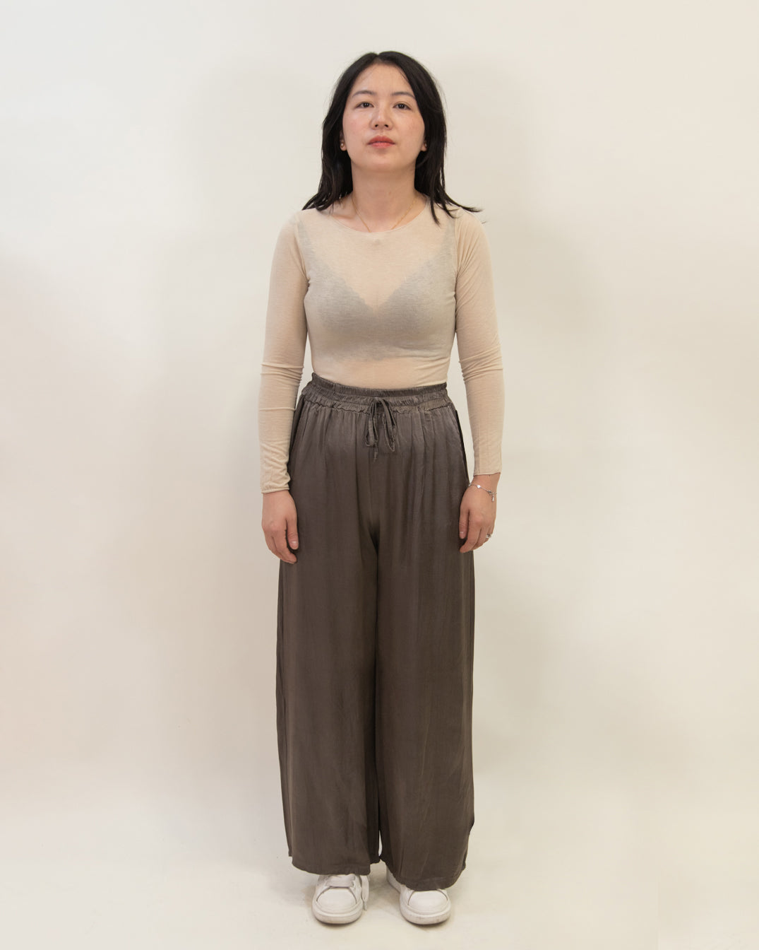 Pantalone ampio in raso