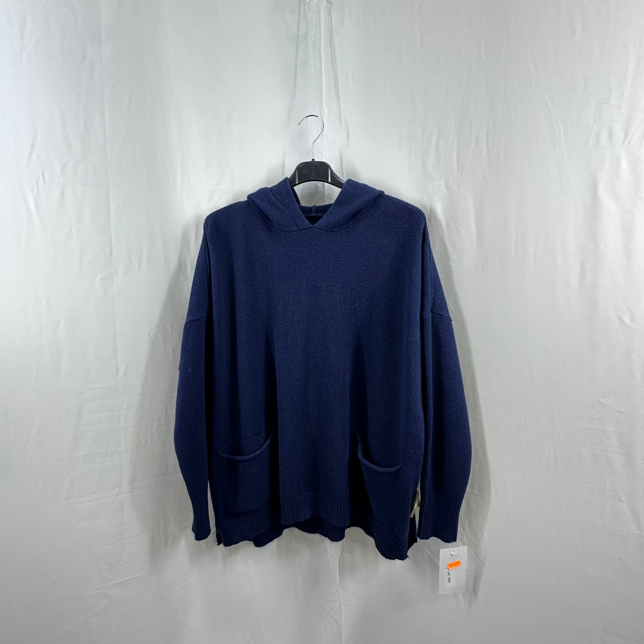 Maglioncino con cappuccio